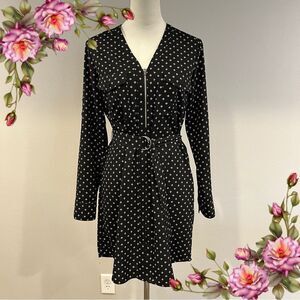 Express long sleeve Dress with‎ belt